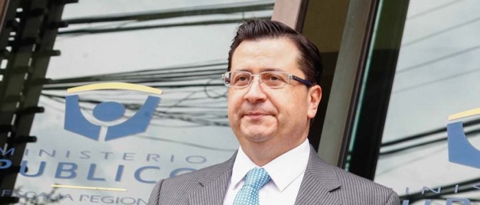 Fiscal Toledo deja caso Caval y asume nuevo cargo