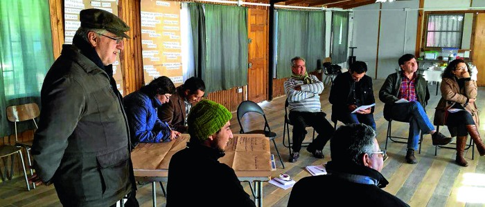 Autoridades en terreno por nueva Constitución